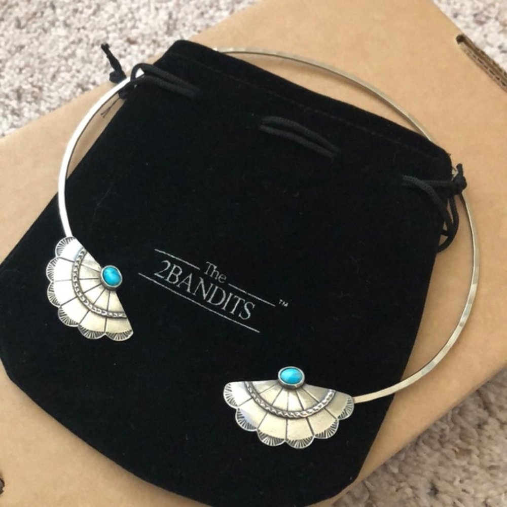 The 2 Bandits open wing silver turquoise necklace